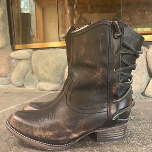 Freebird Wade EUC size 7